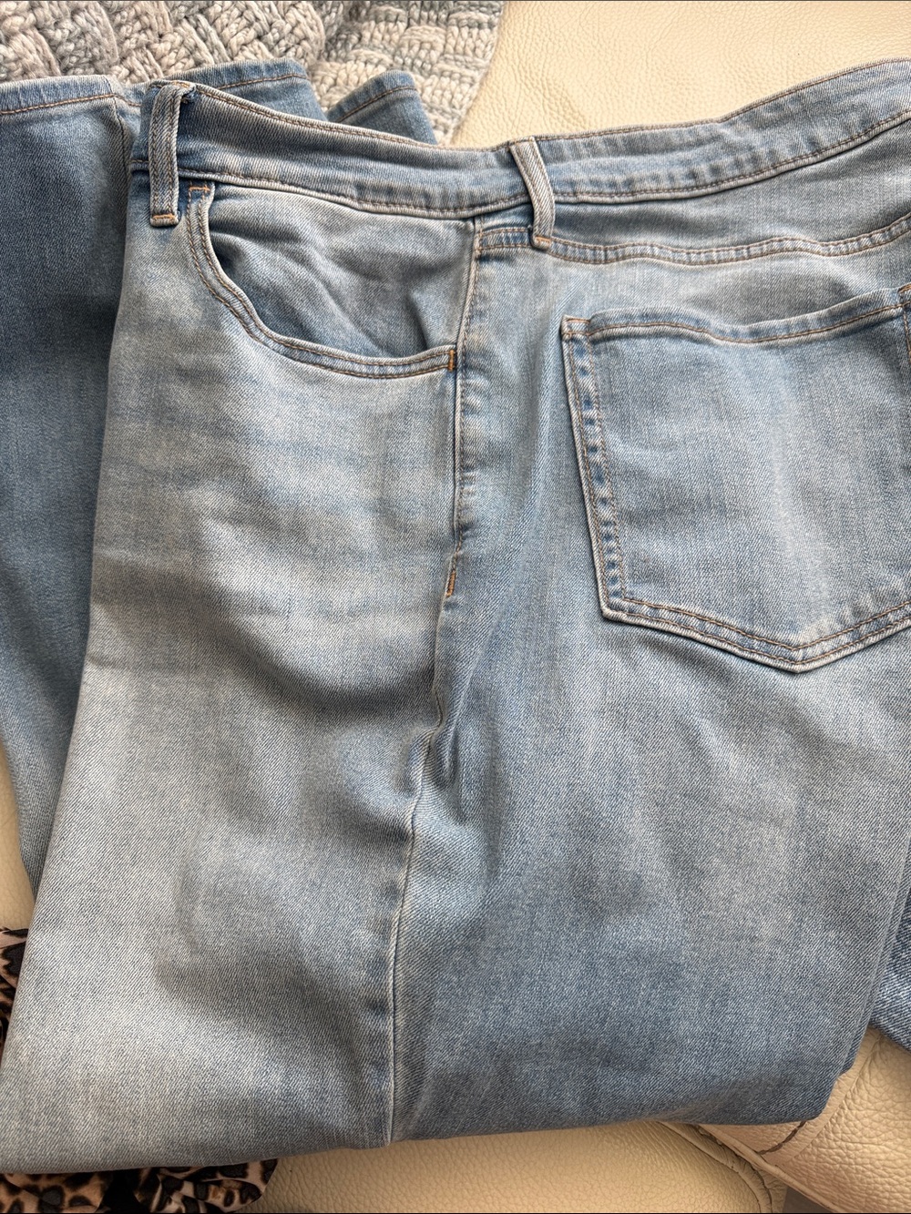 Old Navy Light Blue Relaxed Men’s Jeans